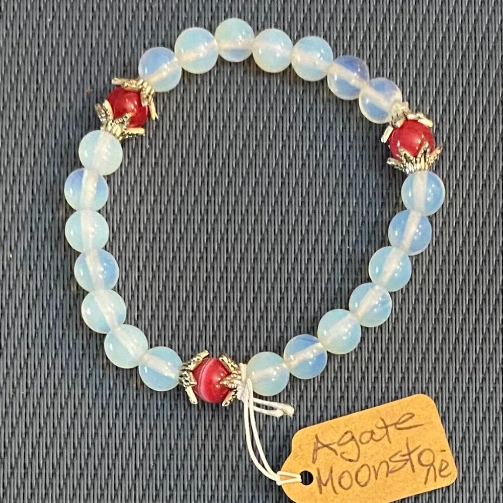 NEW Genuine Moonstone & Agate stretch bracelet